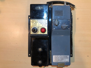 BRG FM05-165 kézi URH adóvevő, kései széria 1974-1988